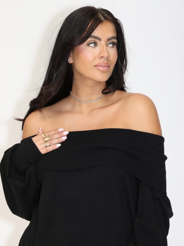 Reinders Molly Sweater