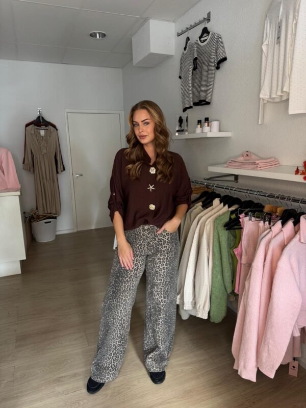 Blouse Golden Pin