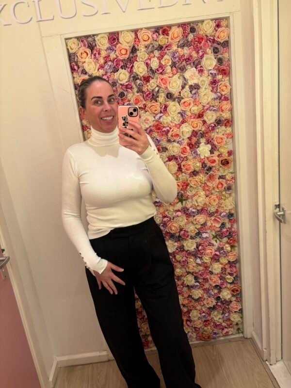 Colletje Golden Buttons