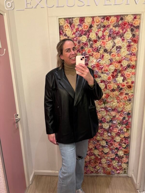 Ambika Blazer True Black