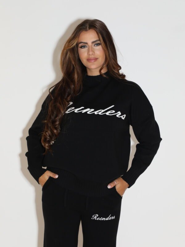 Reinders Lounge Sweater