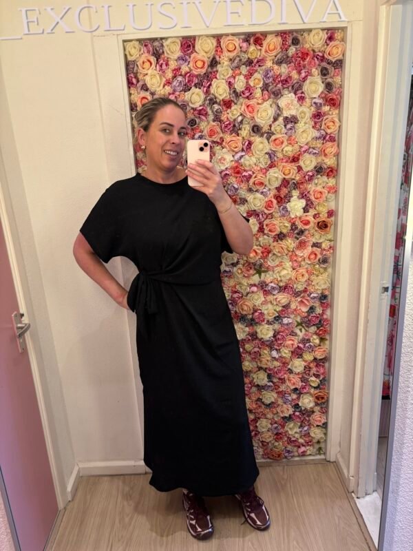 Knot Dress True Black