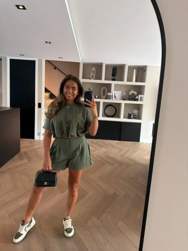 Set Kim Short Army