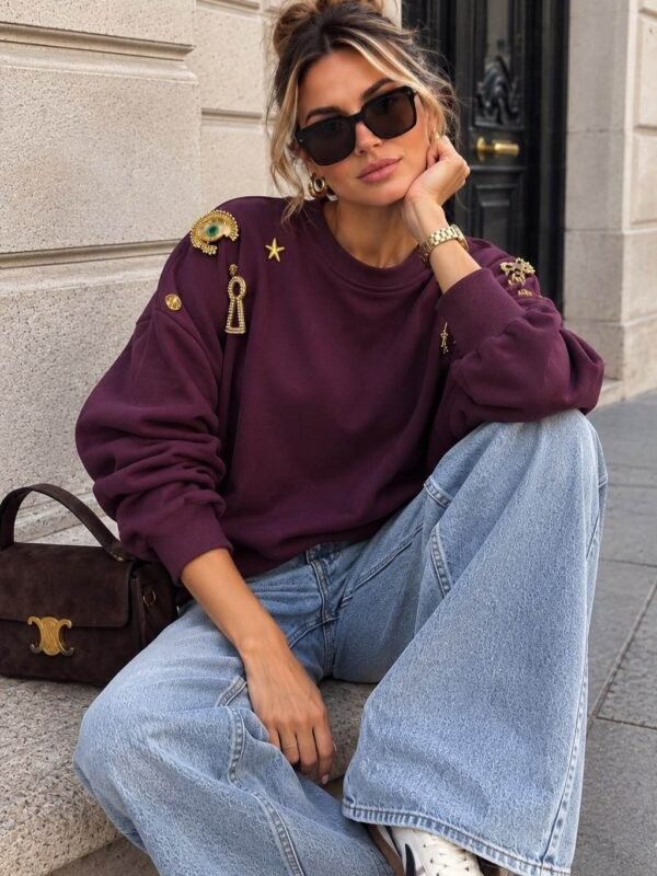 Sweater Gold Deatails